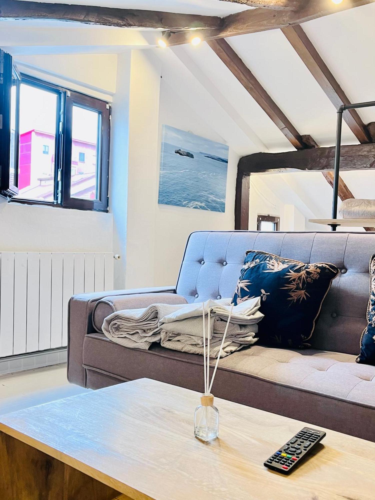 Appartamento Loft Buhardilla En Perfecta Ubicacion Santander Esterno foto
